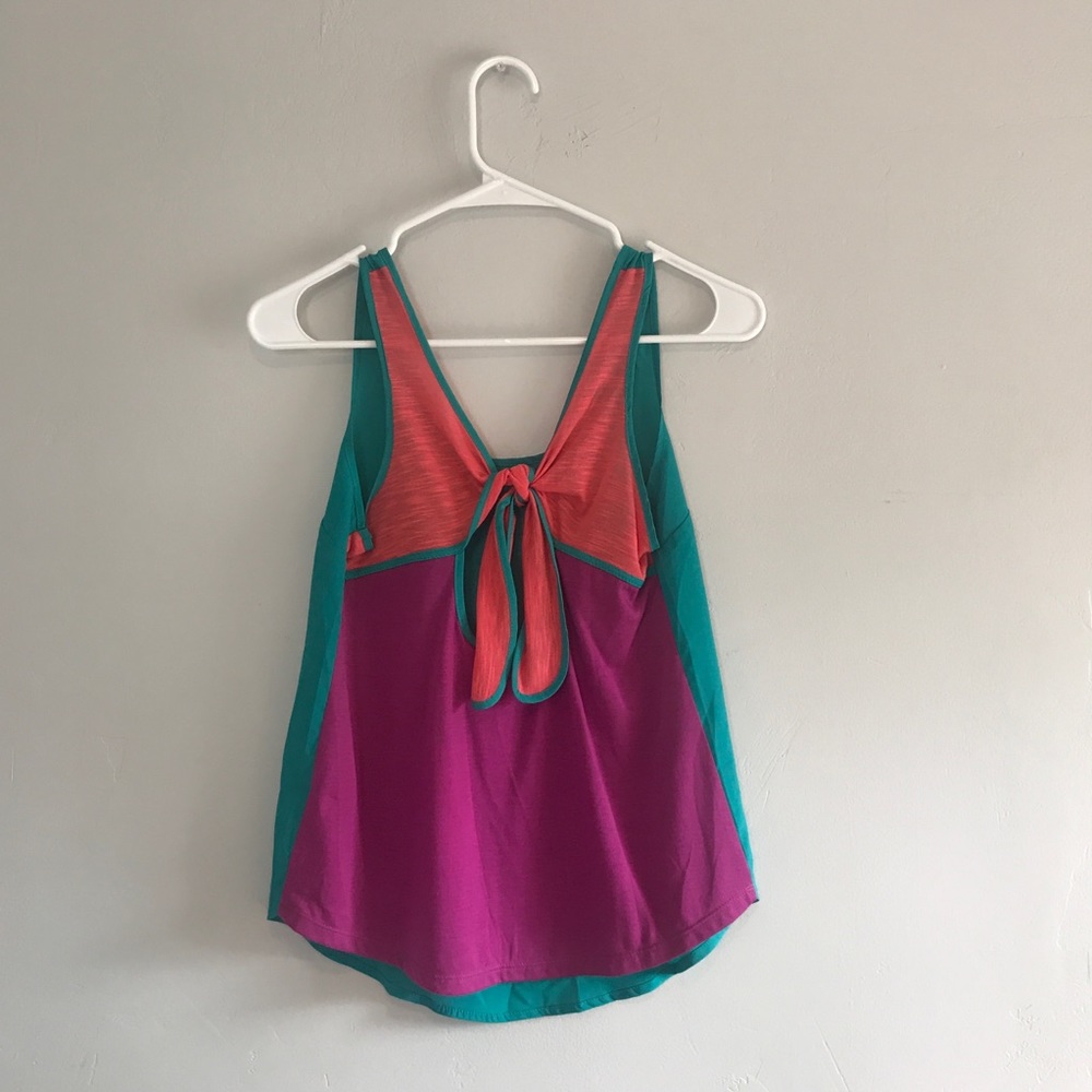 🎃color clock tank top | xs